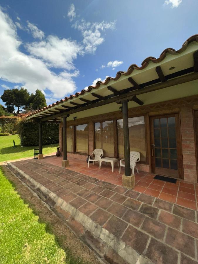 Hotel, Bungalows, Chalet Y Cabanas Aventura Park Villa De Leyva La Periquera Екстер'єр фото